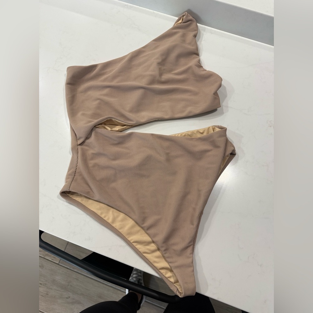 Beach Riot Cream and Tan Swimsuit